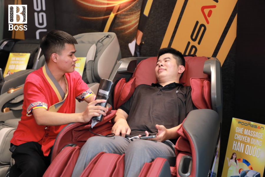 Kinh nghiệm chọn địa chỉ mua ghế massage uy tín tại Hồ Chí Minh