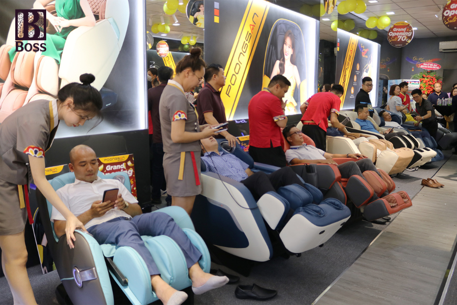 Chính sách ưu đãi và dịch vụ khi mua ghế massage Boss